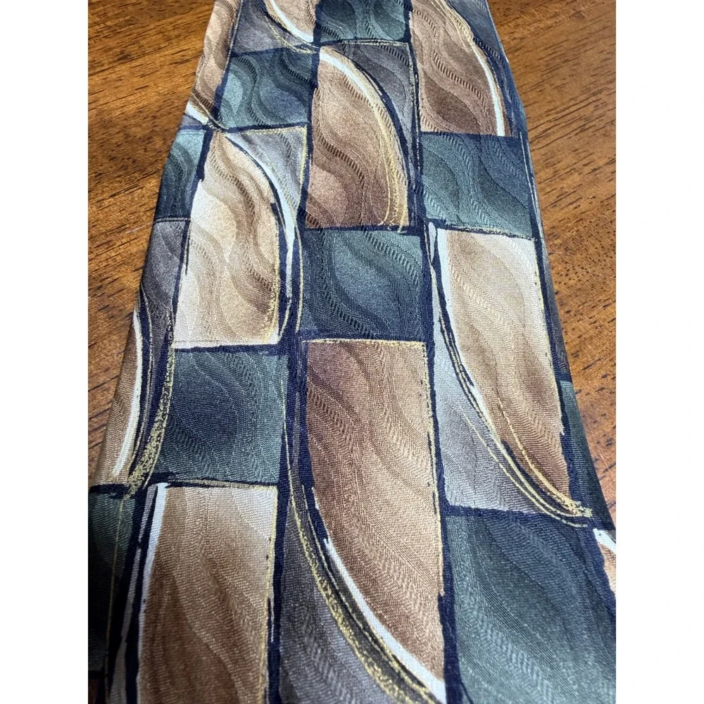 Zylos Gold George Machado Tie Mens OS Green Tan Silk Geometric Abstract